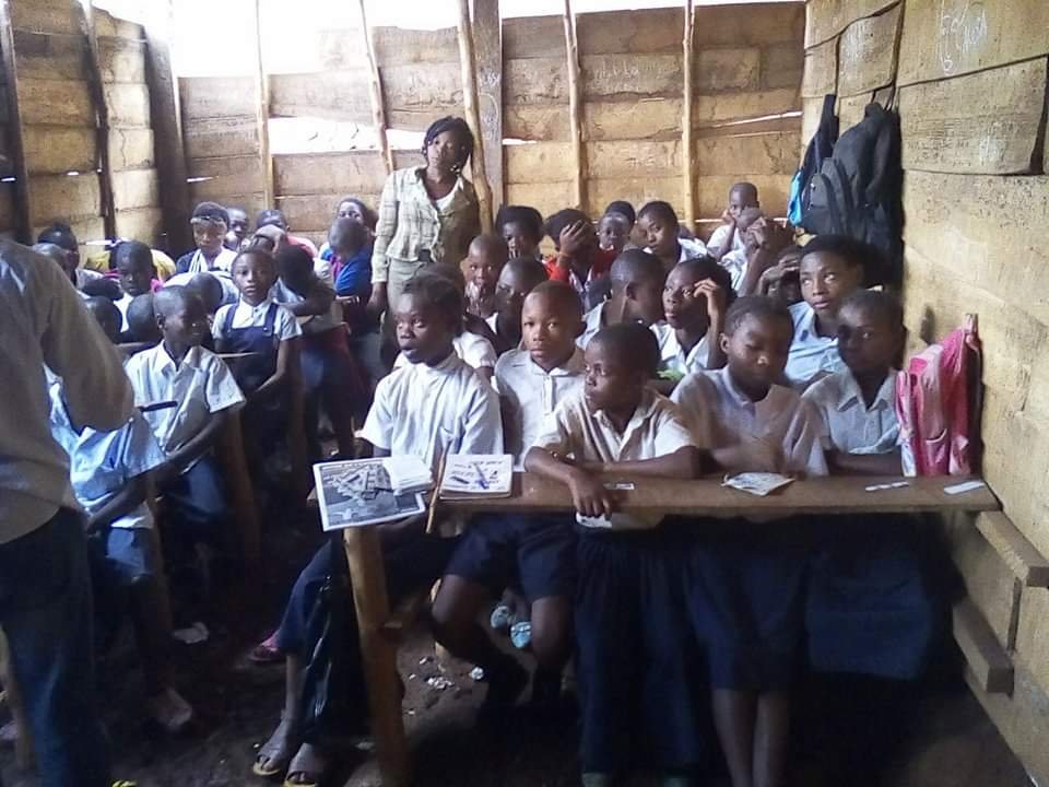 Eleves dans une salle de classe